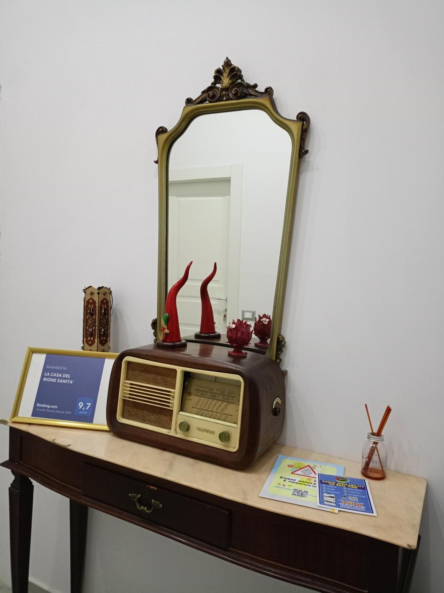 ホテル La Casa Del Rione Sanita' ナポリ エクステリア 写真
